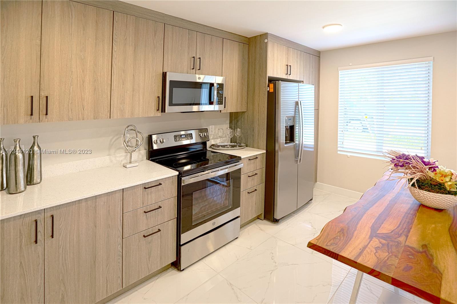 Redlands Shores - Residential