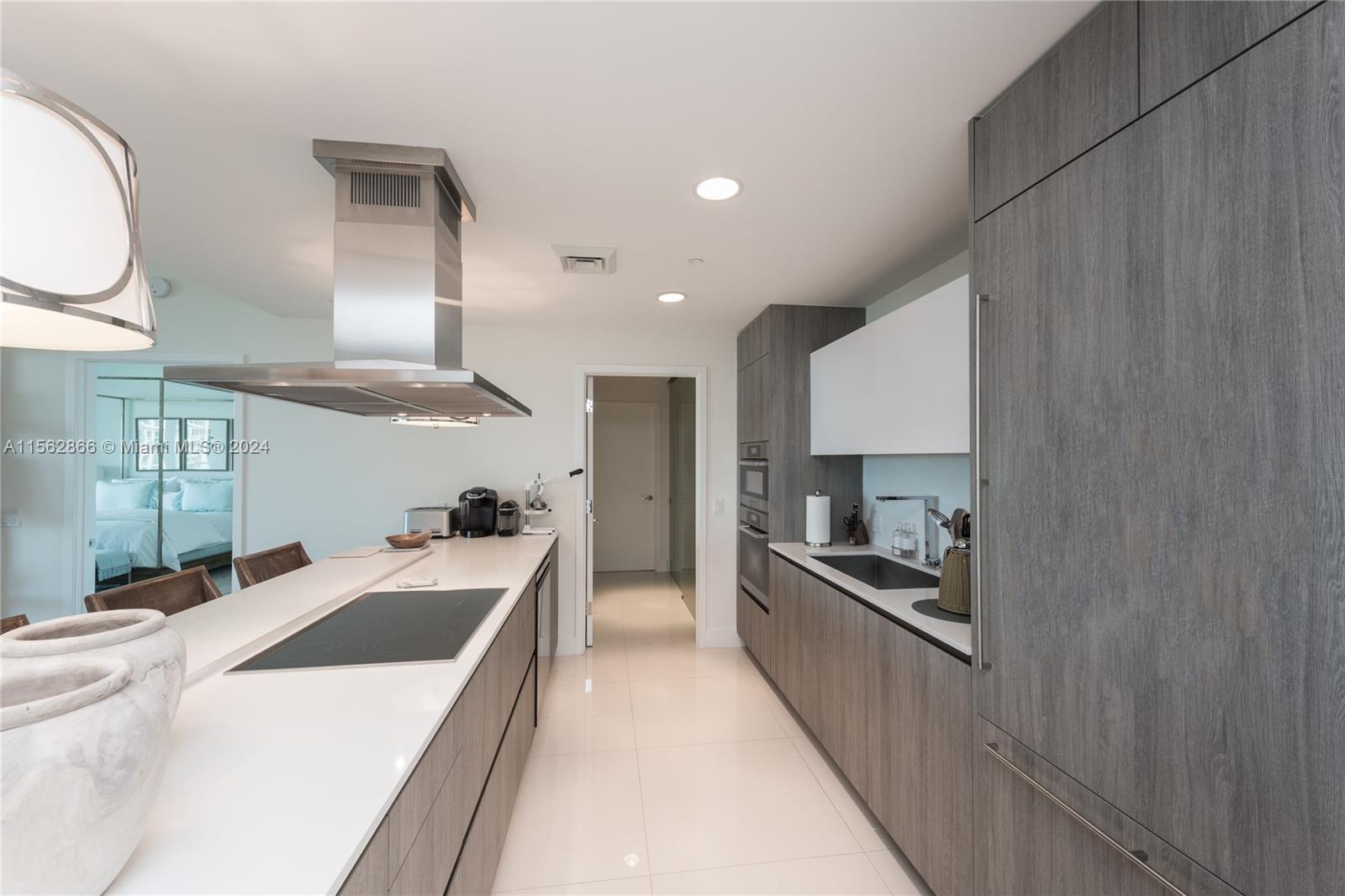 OCEANA KEY BISCAYNE CONDO - Residential Lease