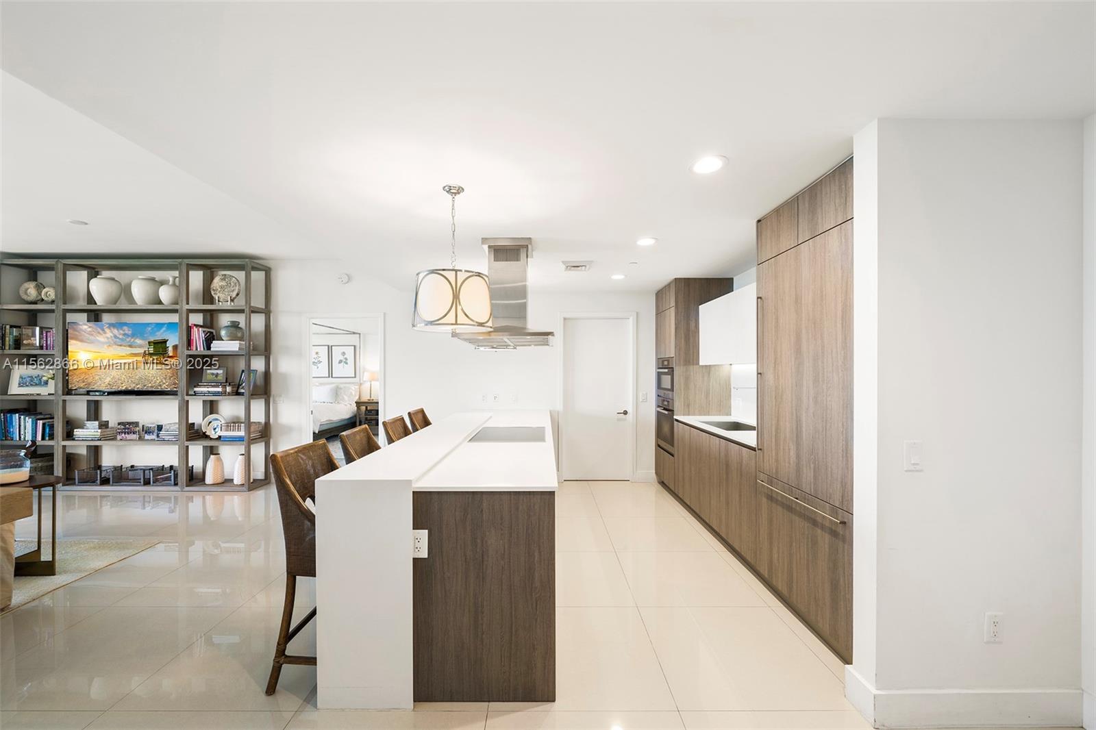 OCEANA KEY BISCAYNE CONDO - Residential Lease