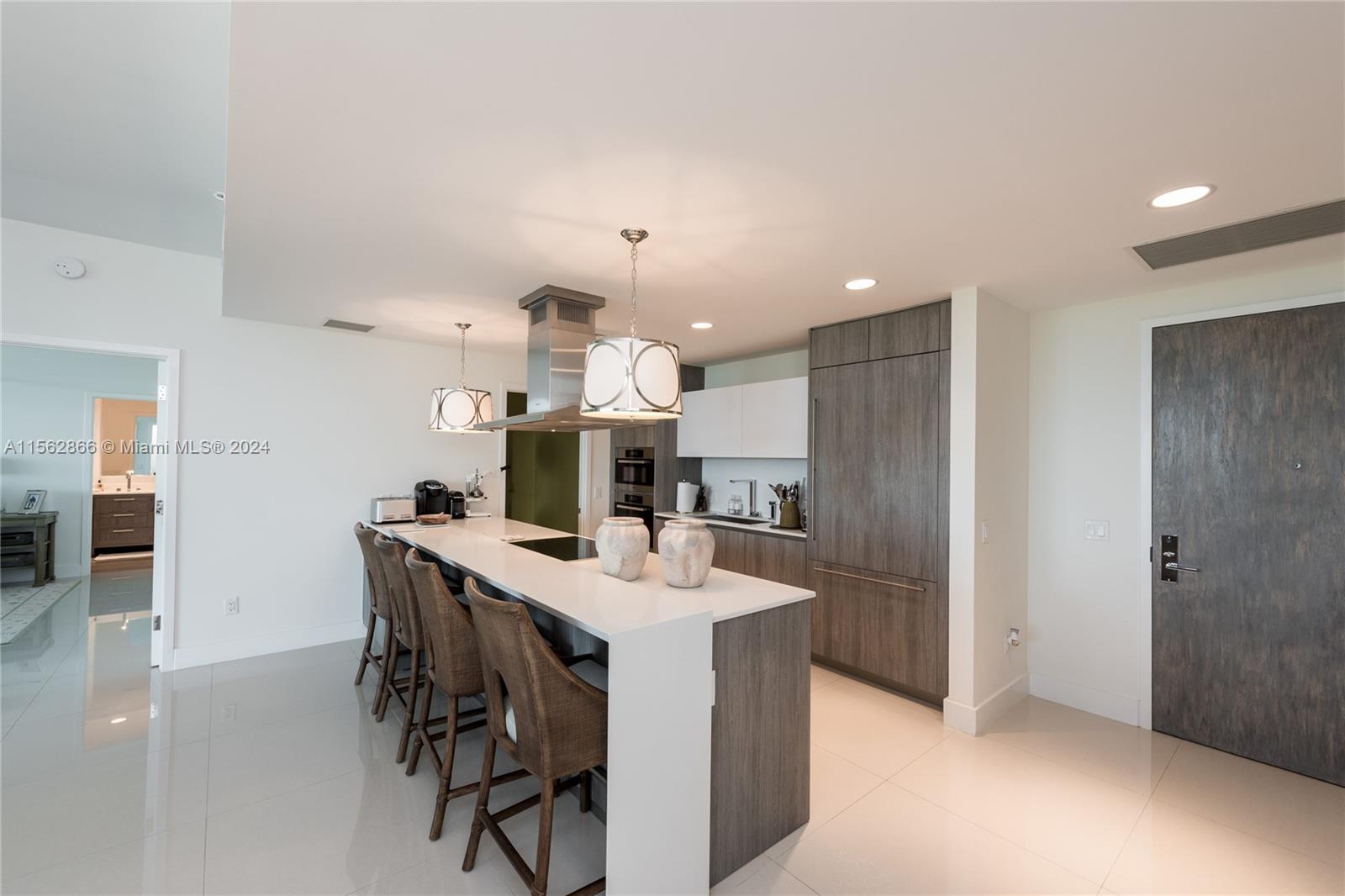 OCEANA KEY BISCAYNE CONDO - Residential Lease