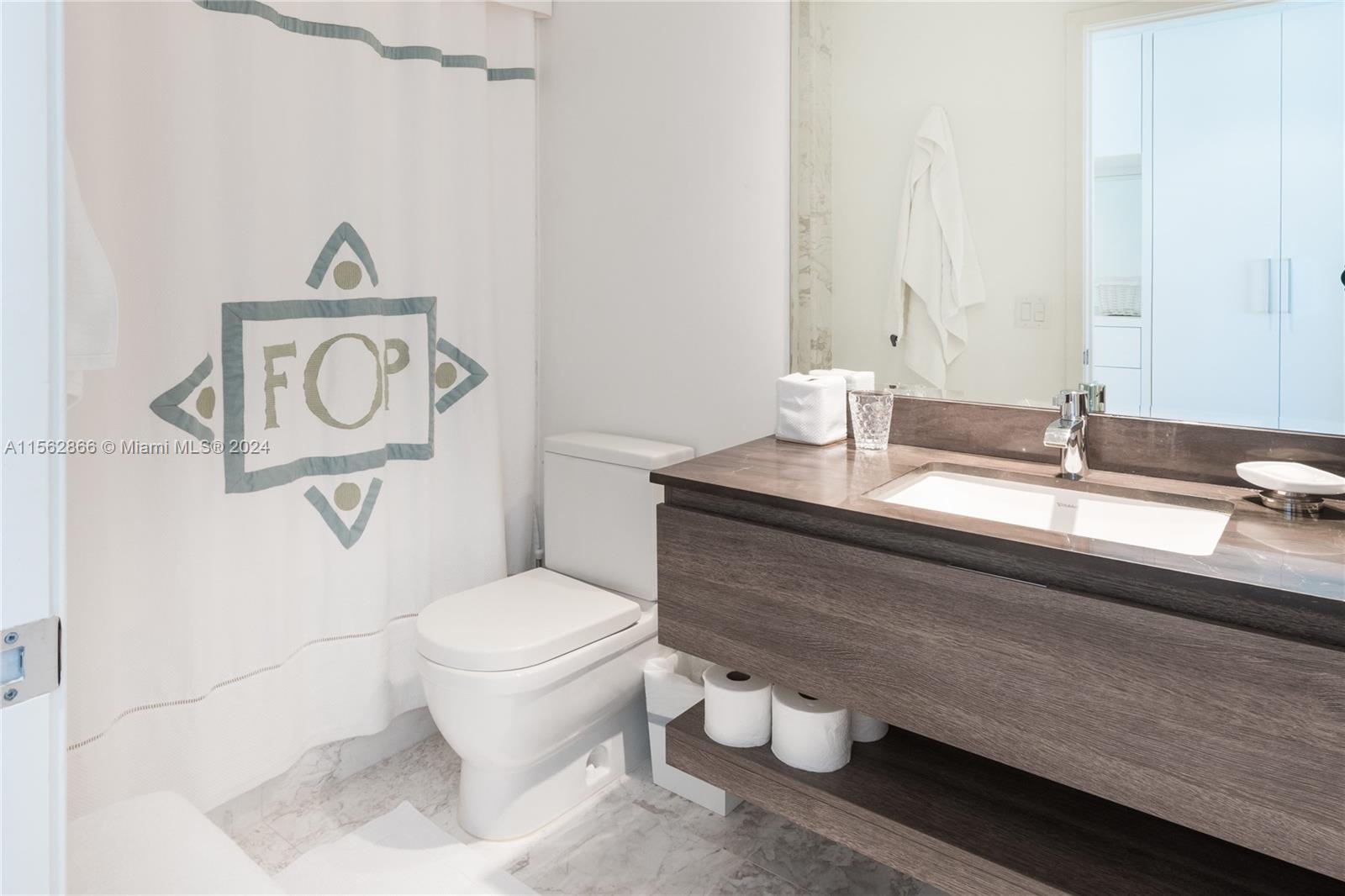OCEANA KEY BISCAYNE CONDO - Residential Lease