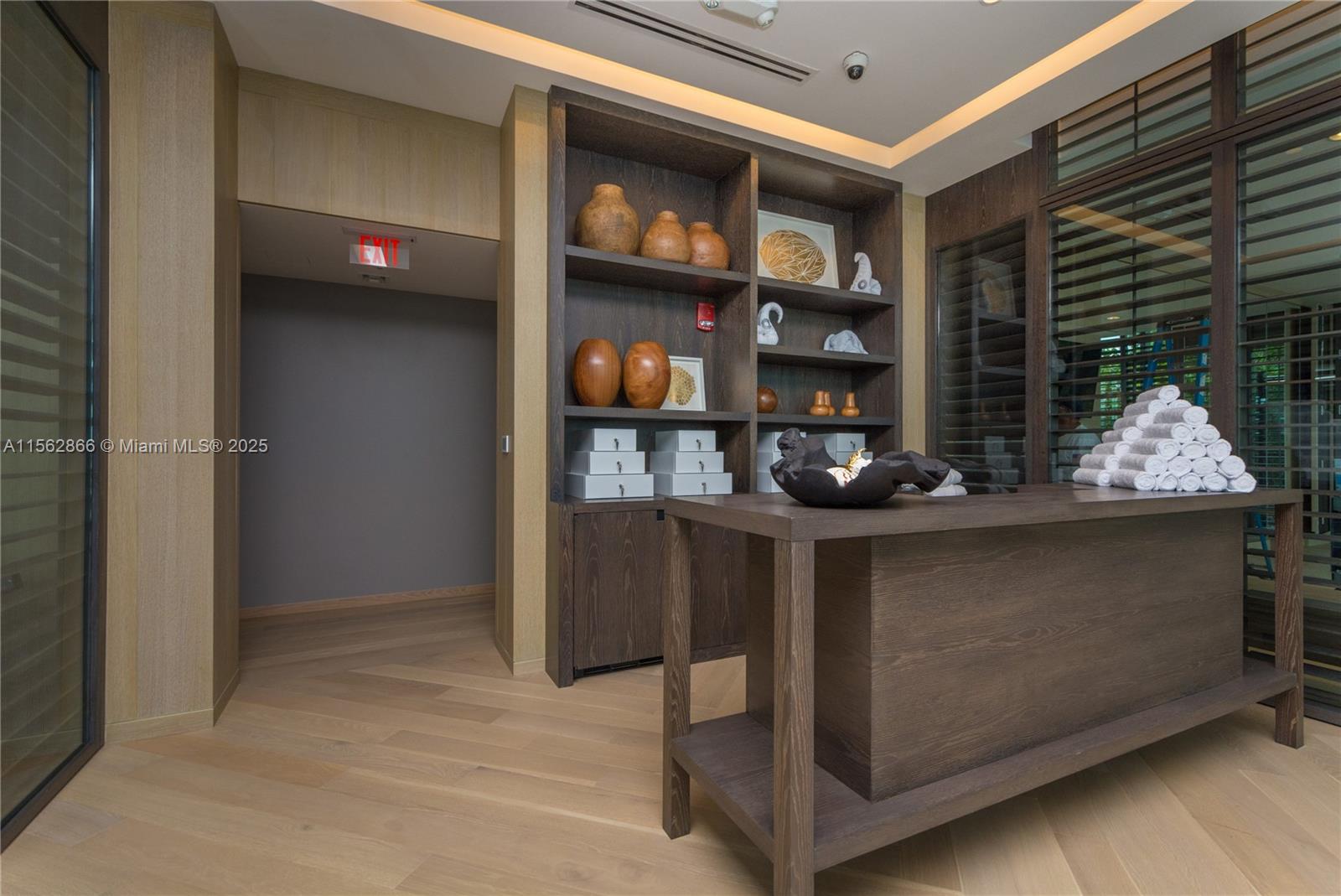 OCEANA KEY BISCAYNE CONDO - Residential Lease