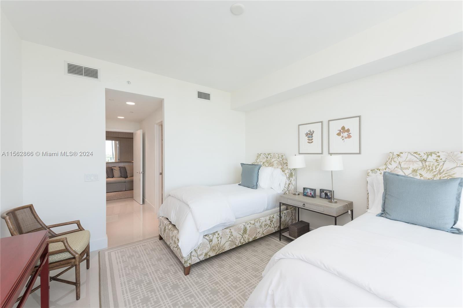 OCEANA KEY BISCAYNE CONDO - Residential Lease