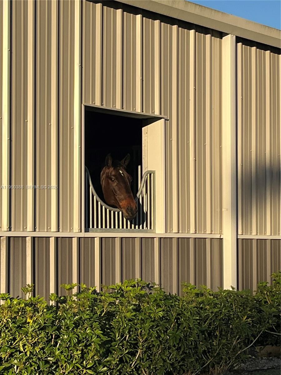 LOXAHATCHEE GROVES - Residential