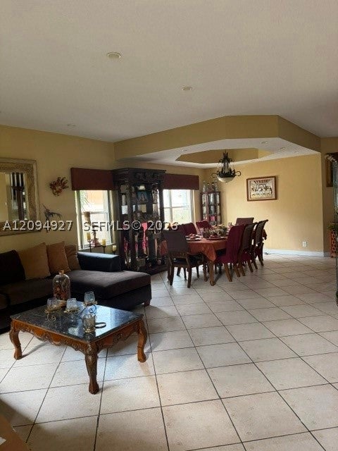 1021 NW 185th Ave, Pembroke Pines, FL, 33029/$895,000 4 1021 NW 185th Ave