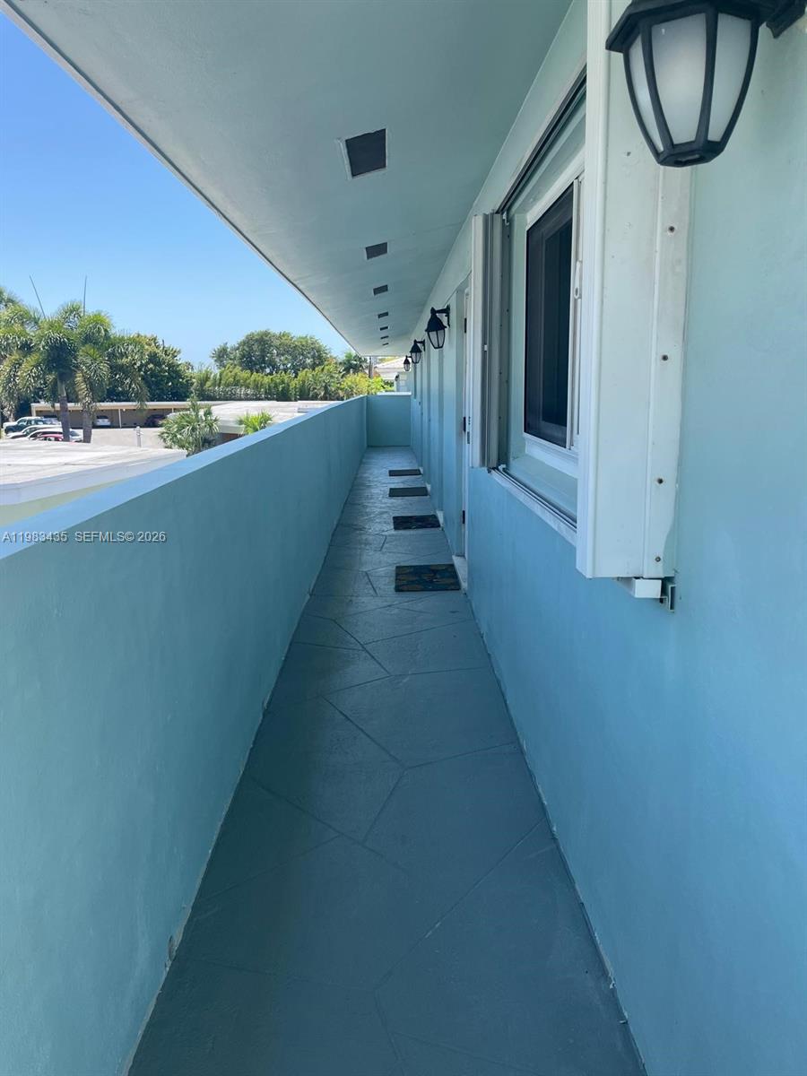 RIVER HOUSE GARDENS CONDO - Residential