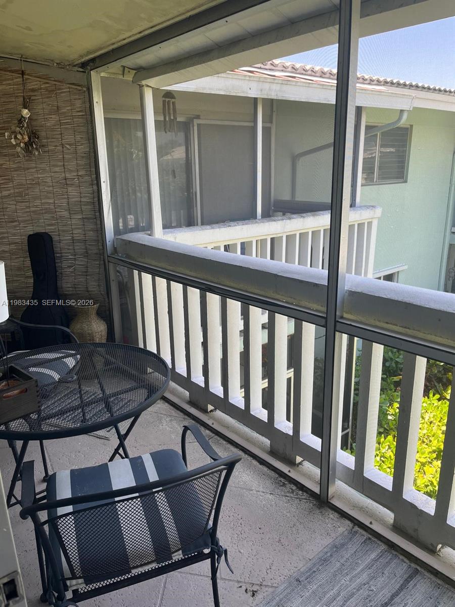 RIVER HOUSE GARDENS CONDO - Residential