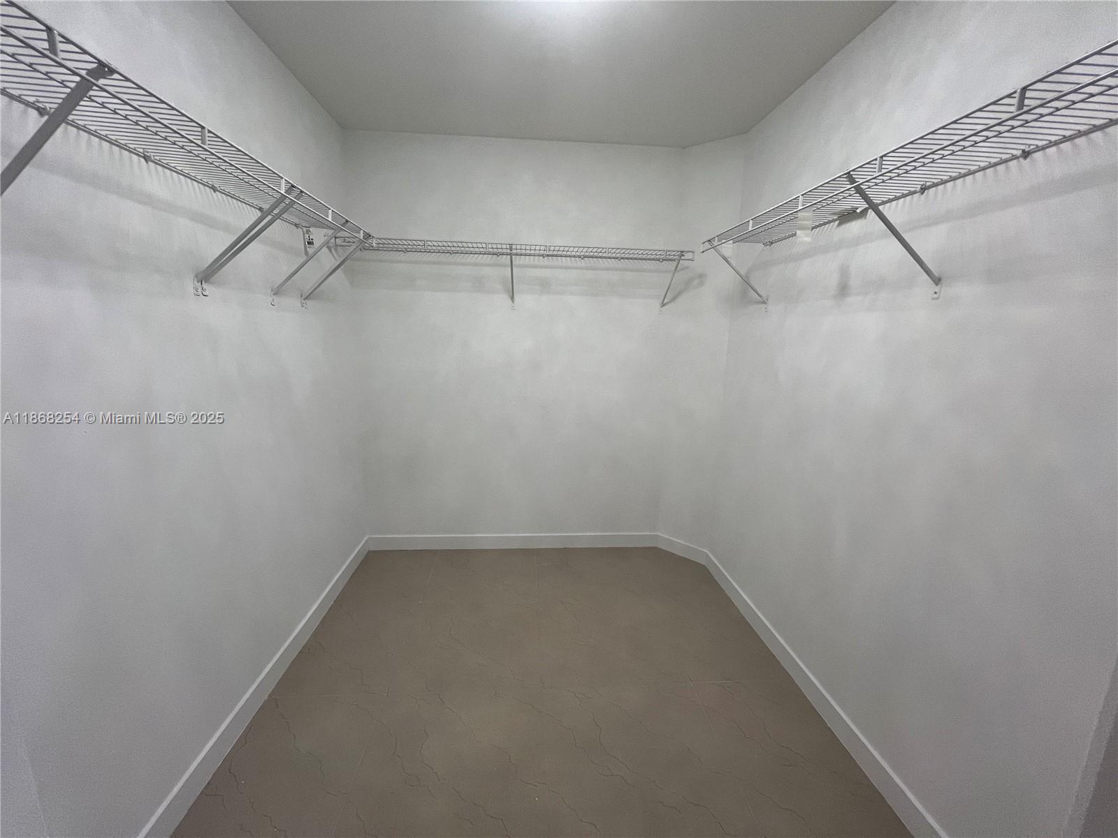 Met 1 Condo - Residential Lease