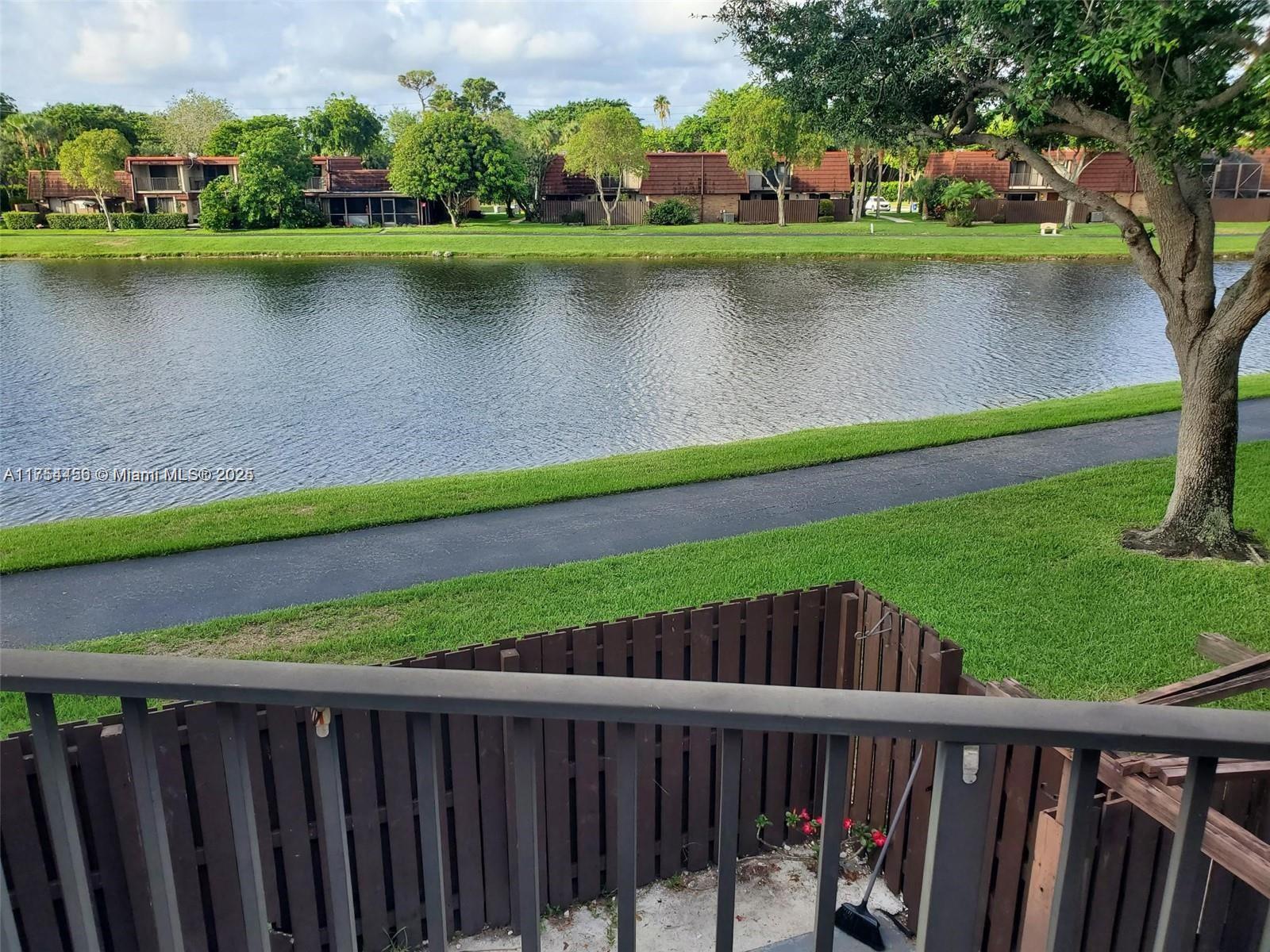 VILLAGE AT BOCA RIO PH 1 - Residential