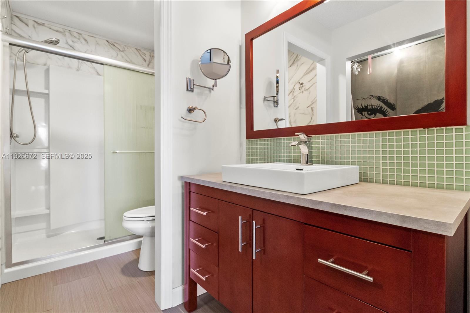 THE LAKES - Residential