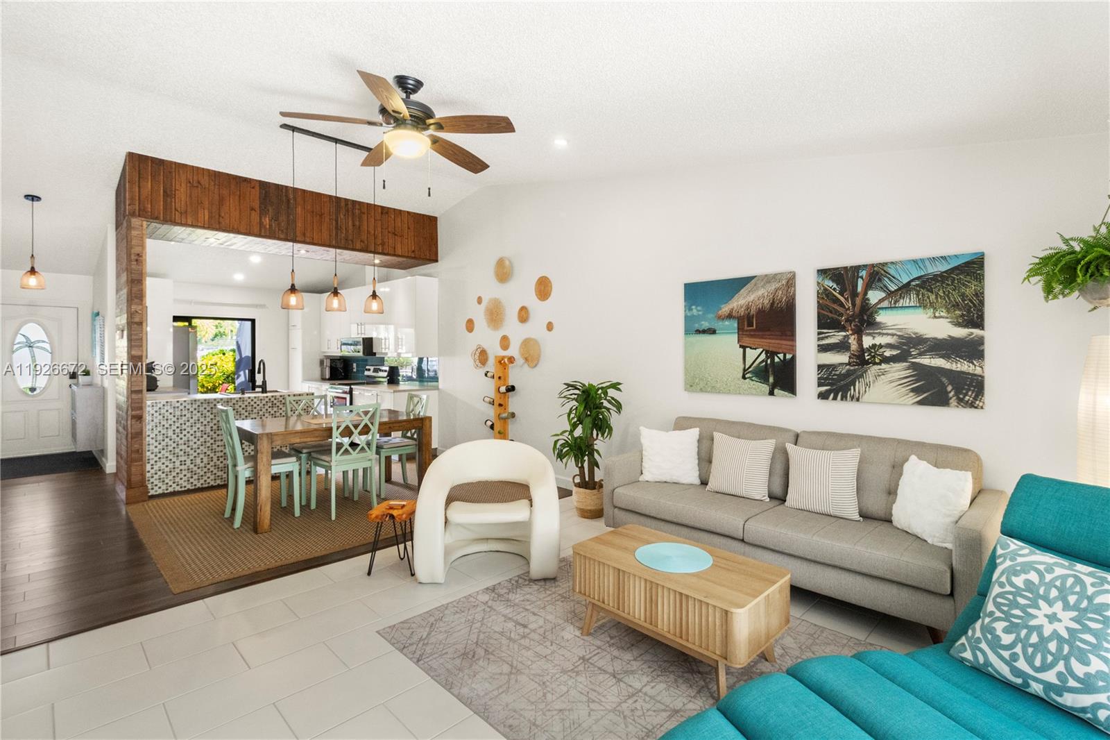 THE LAKES - Residential