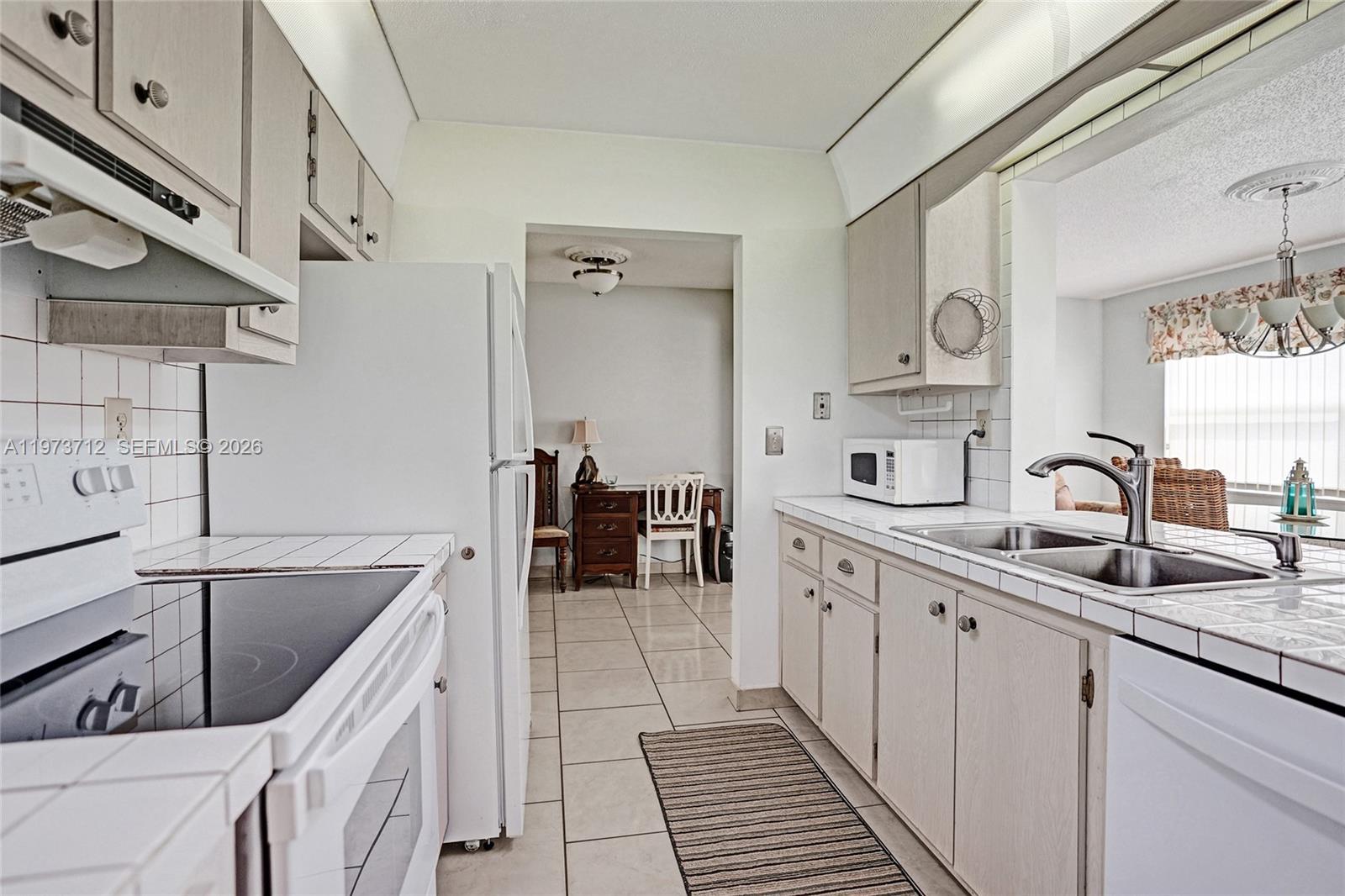 PALM BEACH LEISUREVILLE S - Residential