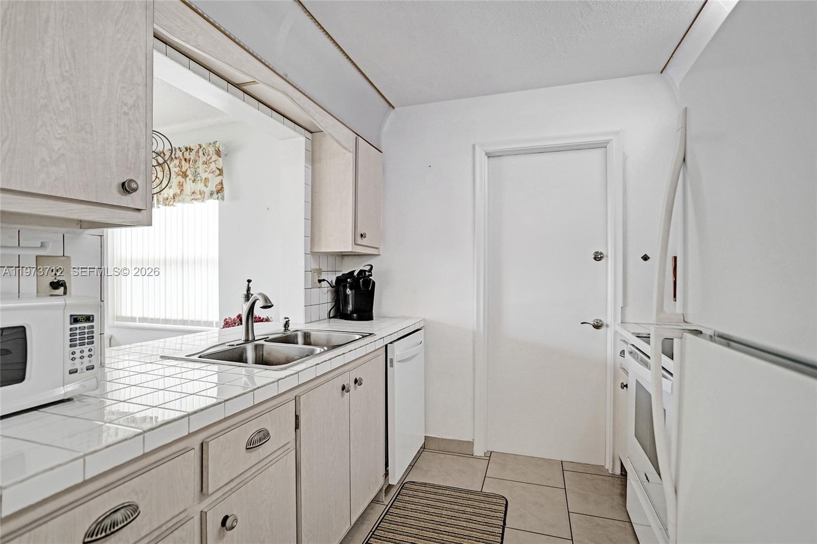 PALM BEACH LEISUREVILLE S - Residential