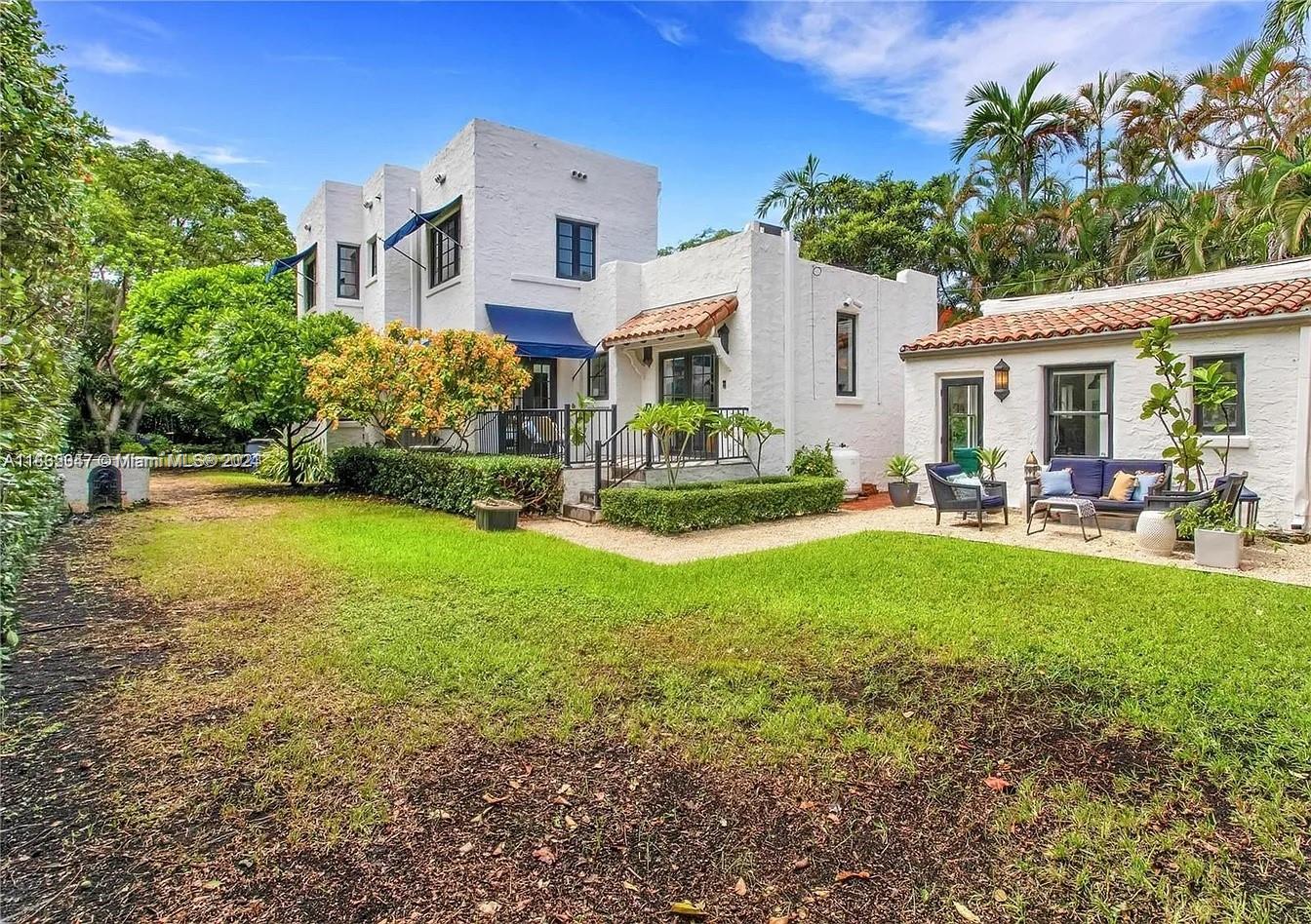 CORAL GABLES C C SEC 3 - Residential