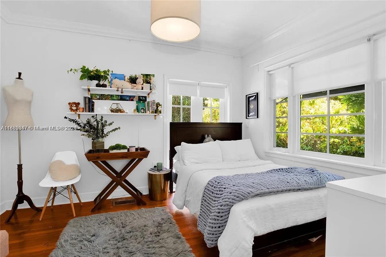 CORAL GABLES C C SEC 3 - Residential