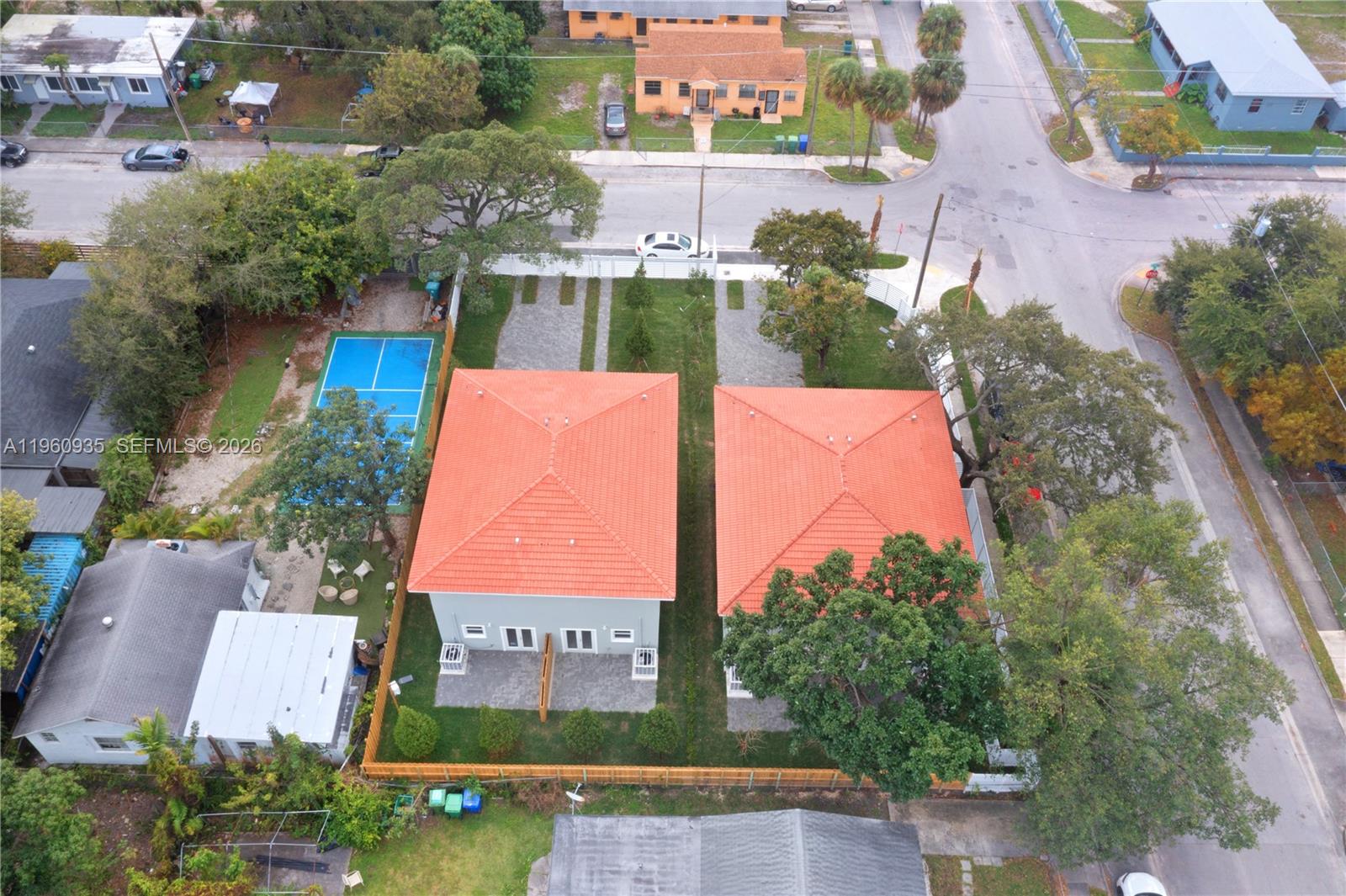 BUENA VISTA GARDENS - Residential