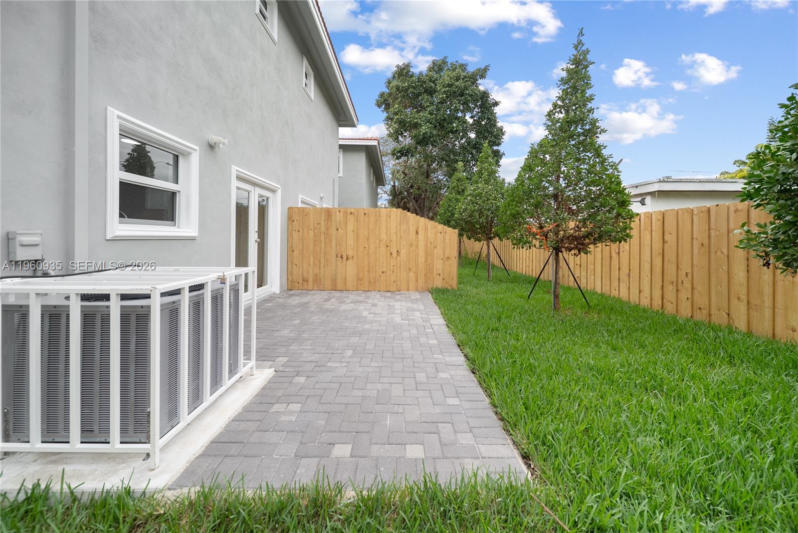 BUENA VISTA GARDENS - Residential