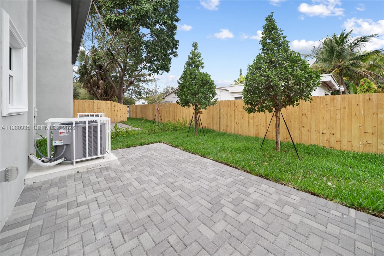 BUENA VISTA GARDENS - Residential