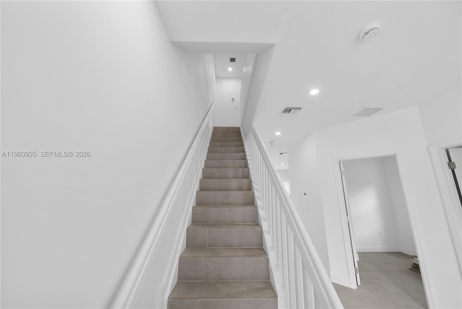 BUENA VISTA GARDENS - Residential