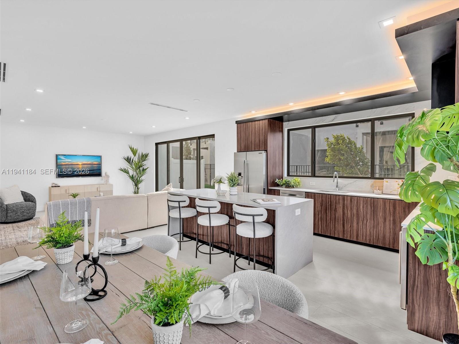 H20 DANIA BEACH - Residential