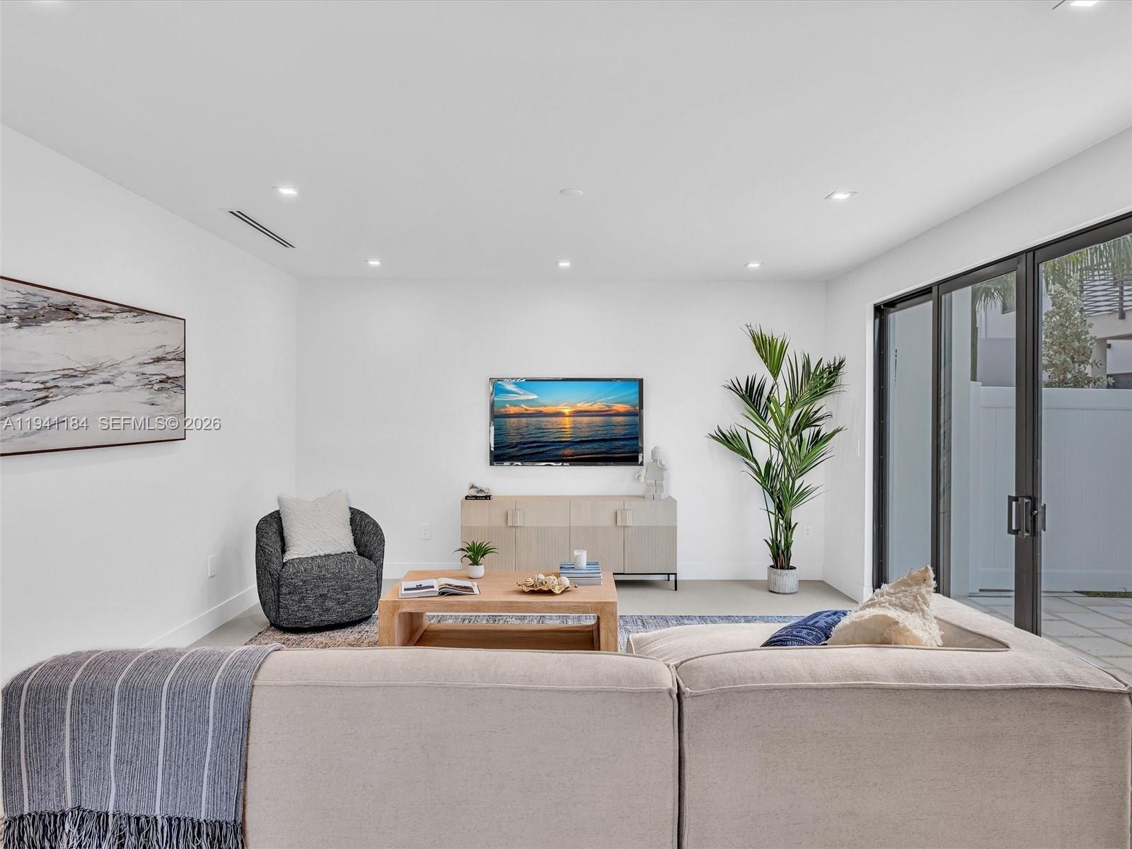 H20 DANIA BEACH - Residential