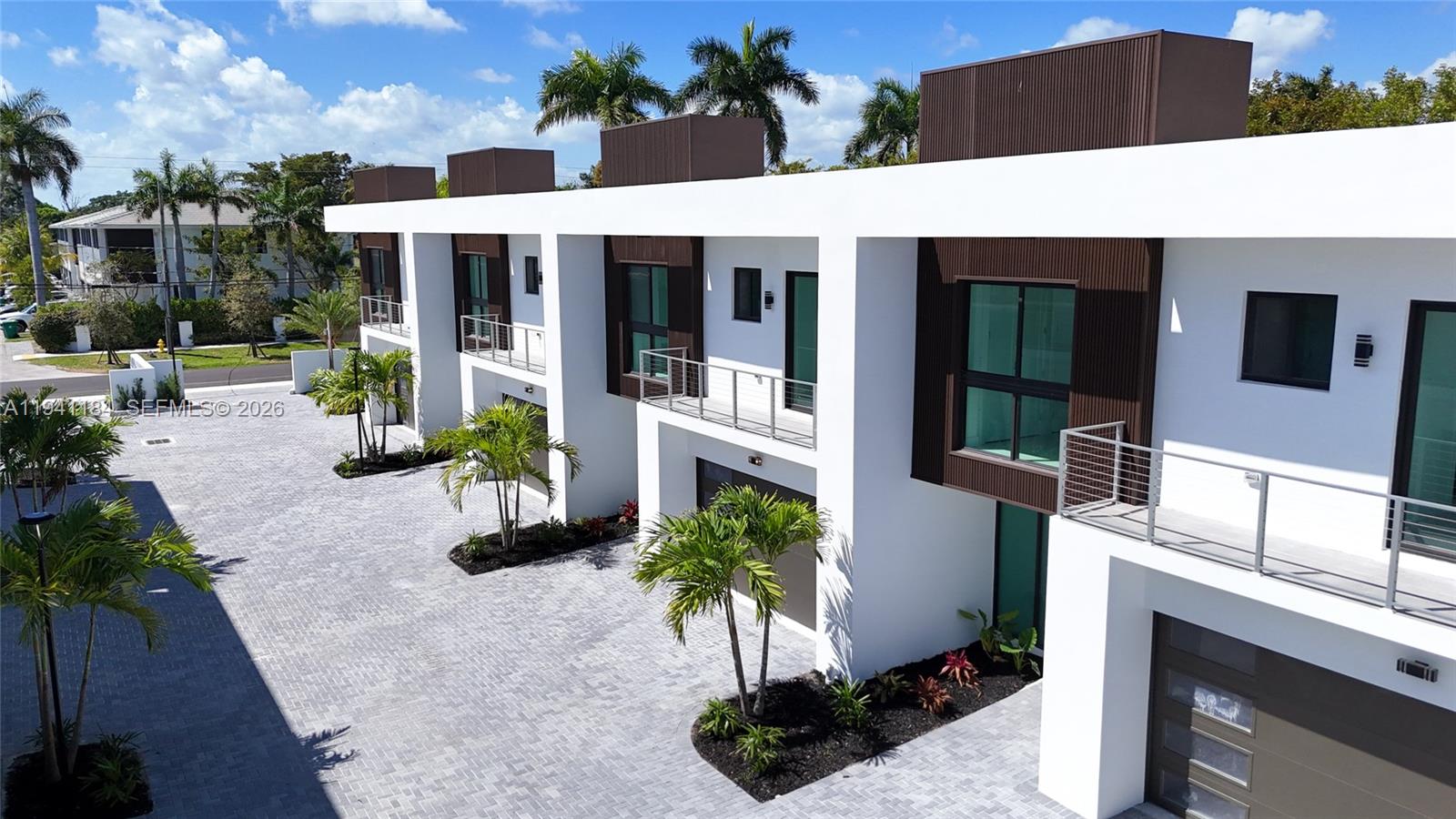 H20 DANIA BEACH - Residential