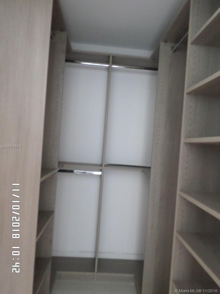 PARAISO BAY - Residential Lease