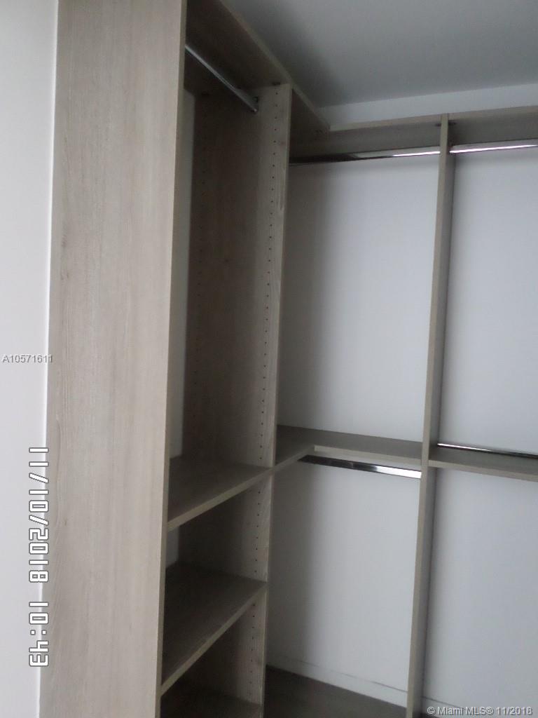 PARAISO BAY - Residential Lease