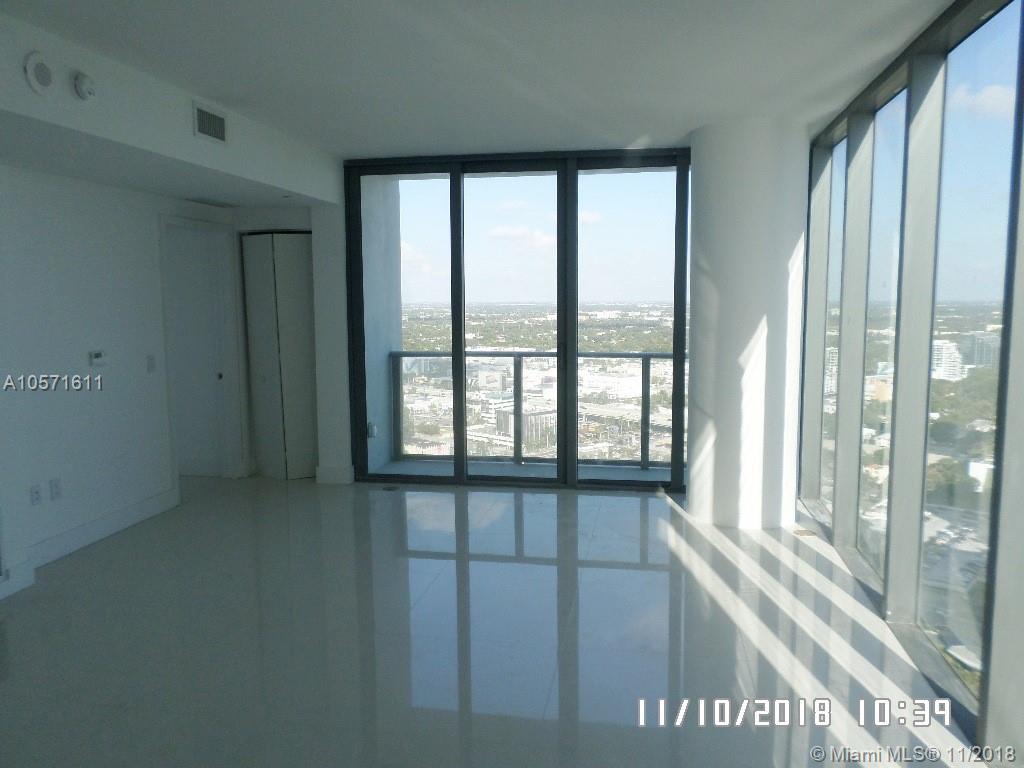 PARAISO BAY - Residential Lease