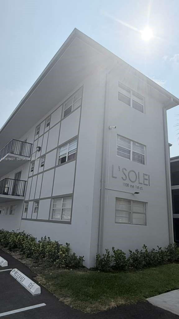 LSOLEI AT HALLANDALE BEAC - Residential