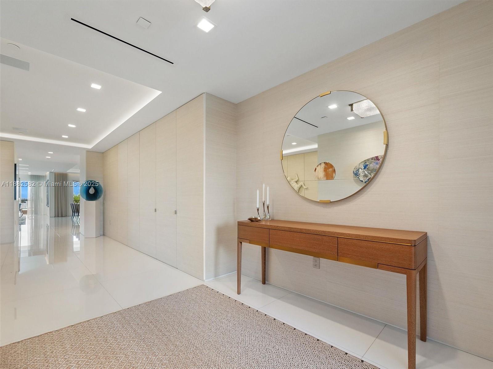 5000 BAYVIEW AT FISHER IS - Residential