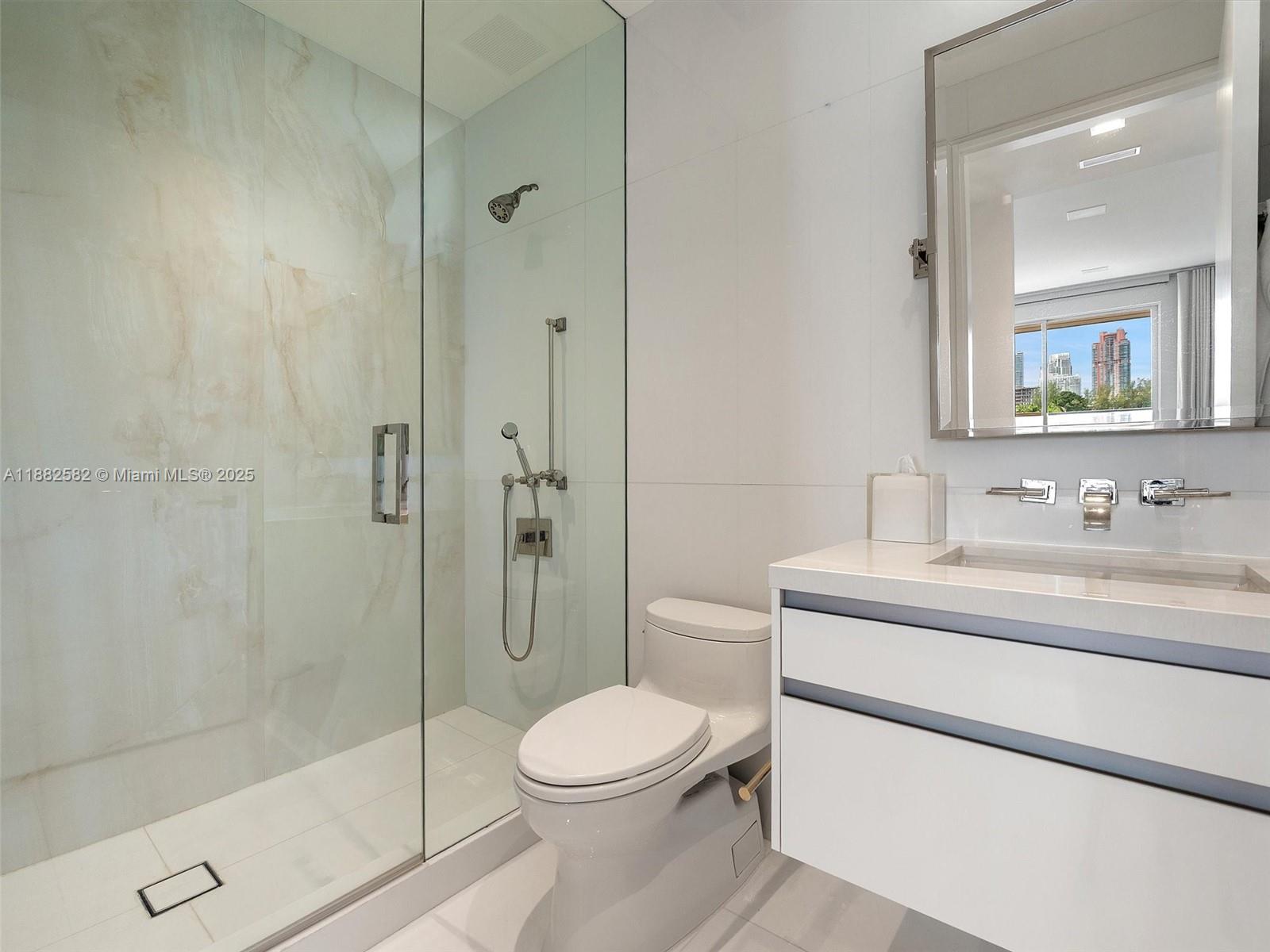 5000 BAYVIEW AT FISHER IS - Residential