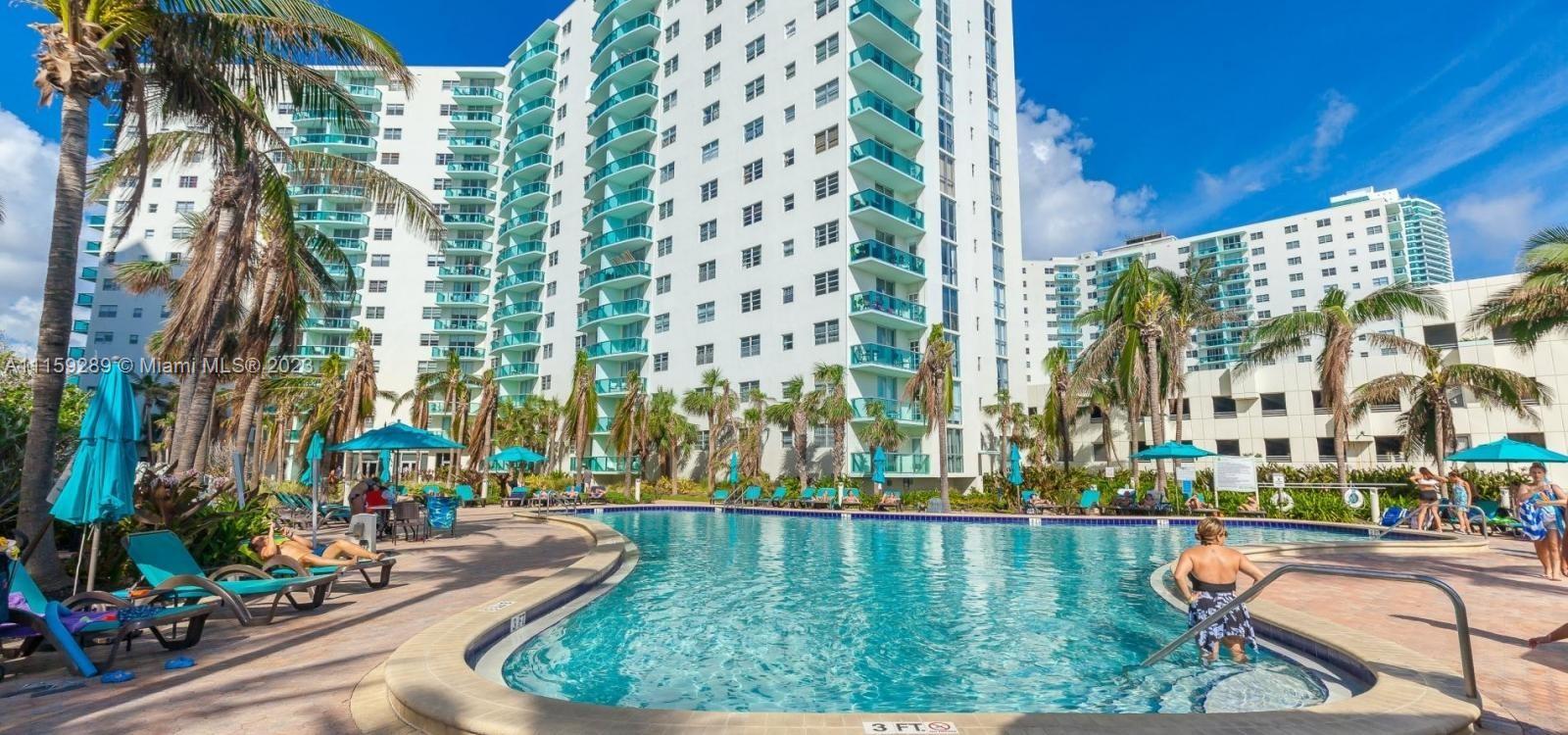 Tides on Hollywood Beach - Residential