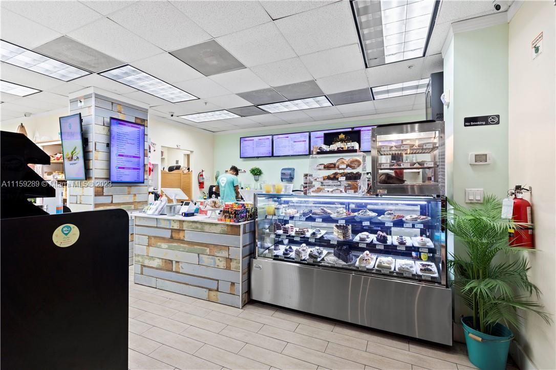 Tides on Hollywood Beach - Residential