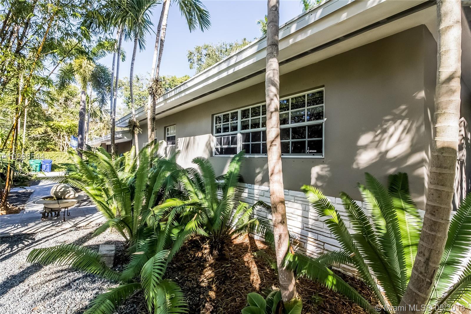 CRYSTAL HEIGHTS - Residential