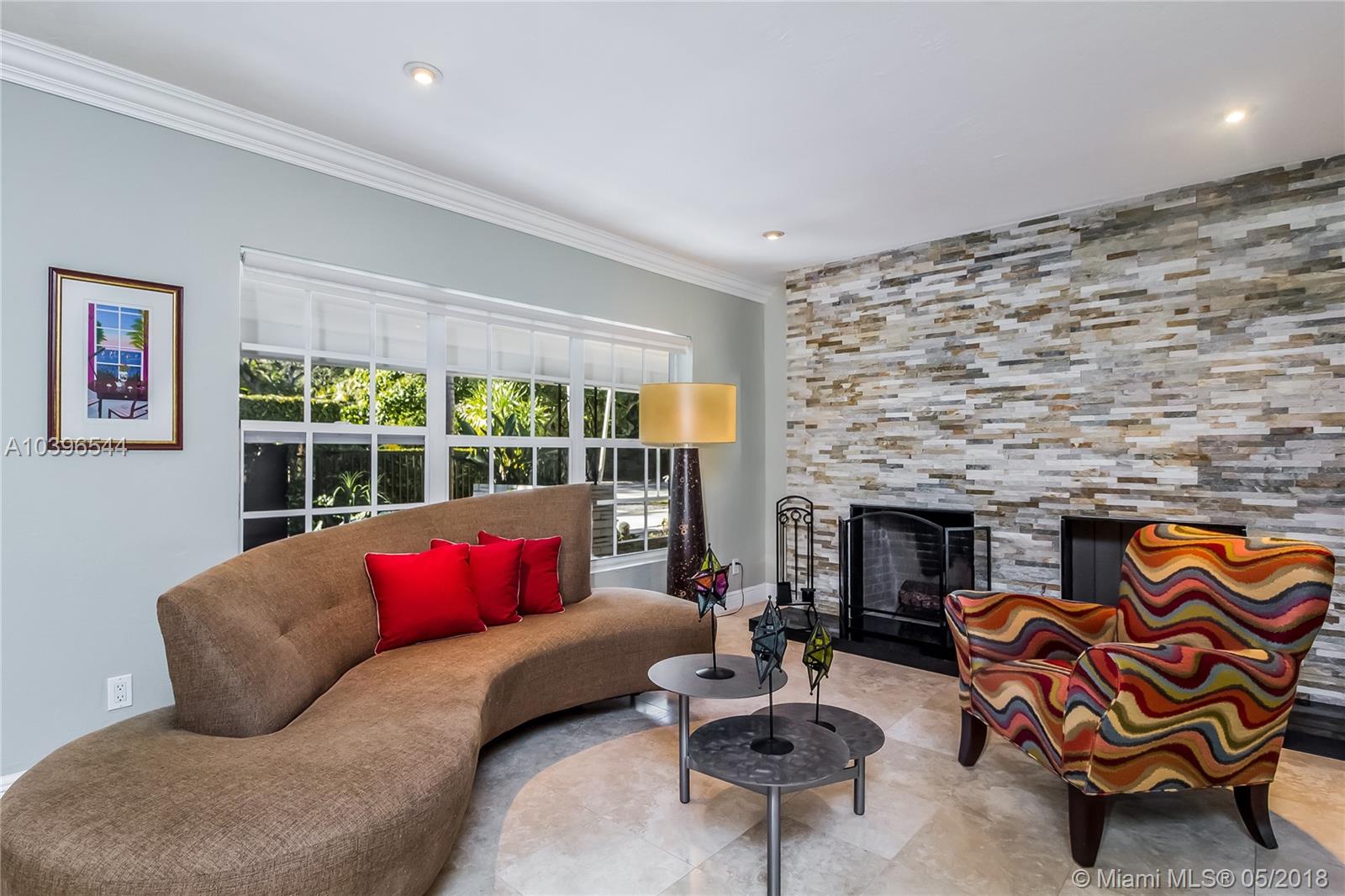 CRYSTAL HEIGHTS - Residential