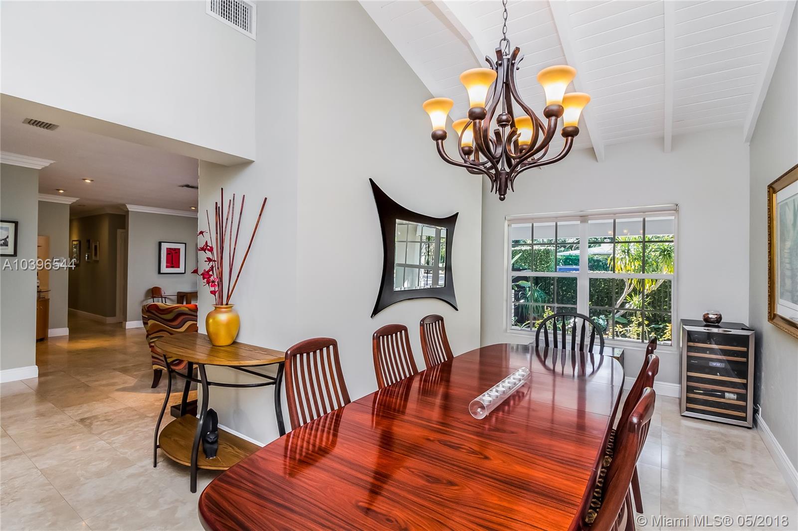 CRYSTAL HEIGHTS - Residential