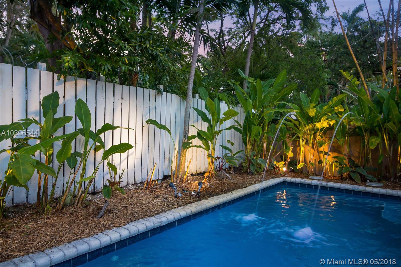 CRYSTAL HEIGHTS - Residential