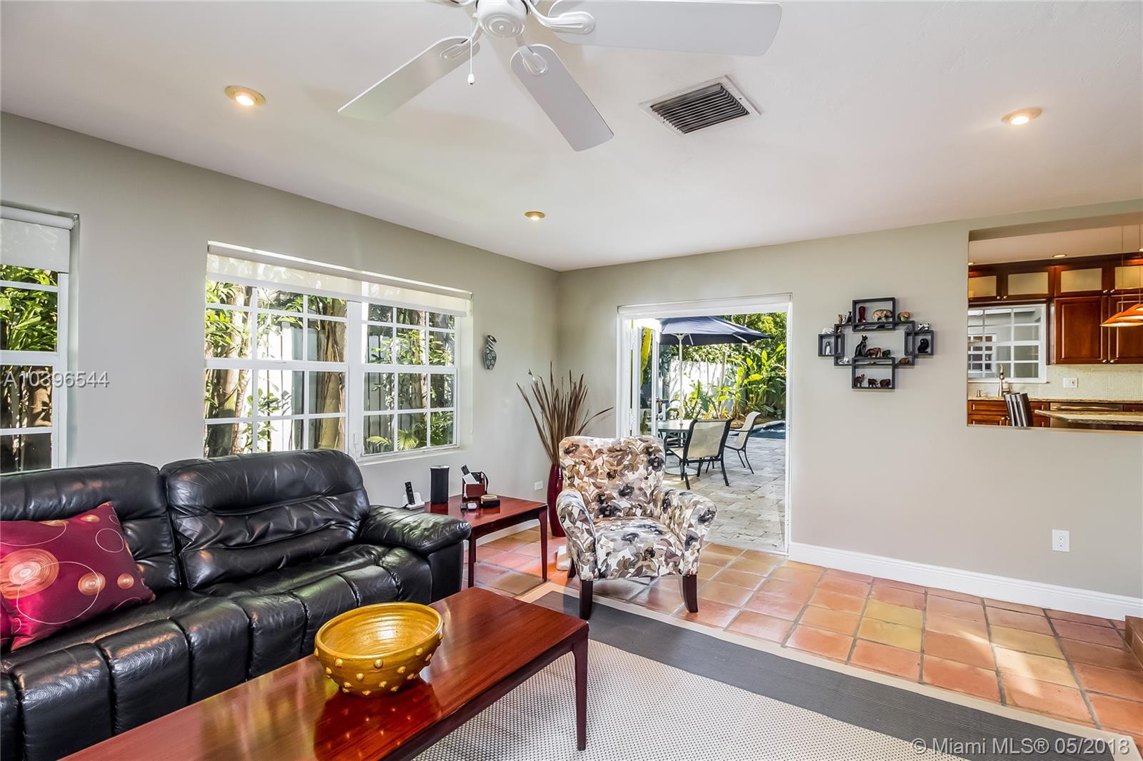 CRYSTAL HEIGHTS - Residential