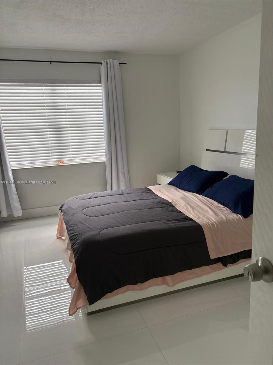 MIAMI PARADISE CONDO - Residential