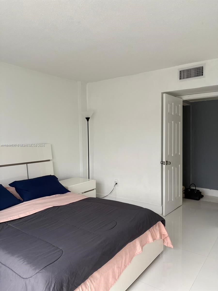 MIAMI PARADISE CONDO - Residential