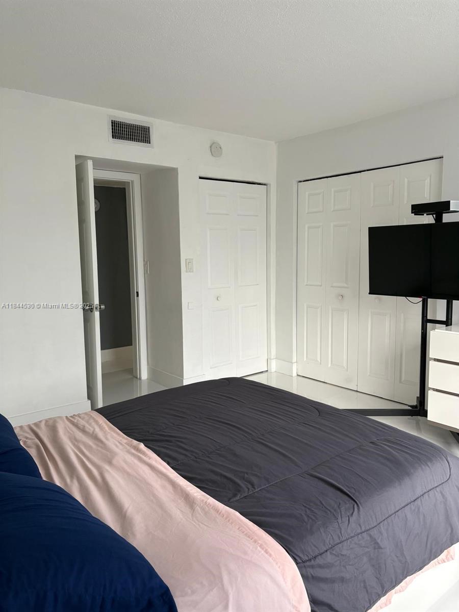 MIAMI PARADISE CONDO - Residential