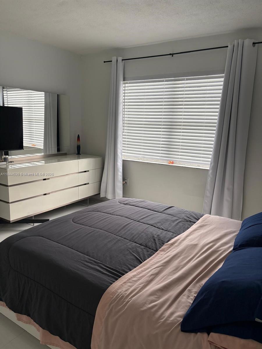 MIAMI PARADISE CONDO - Residential