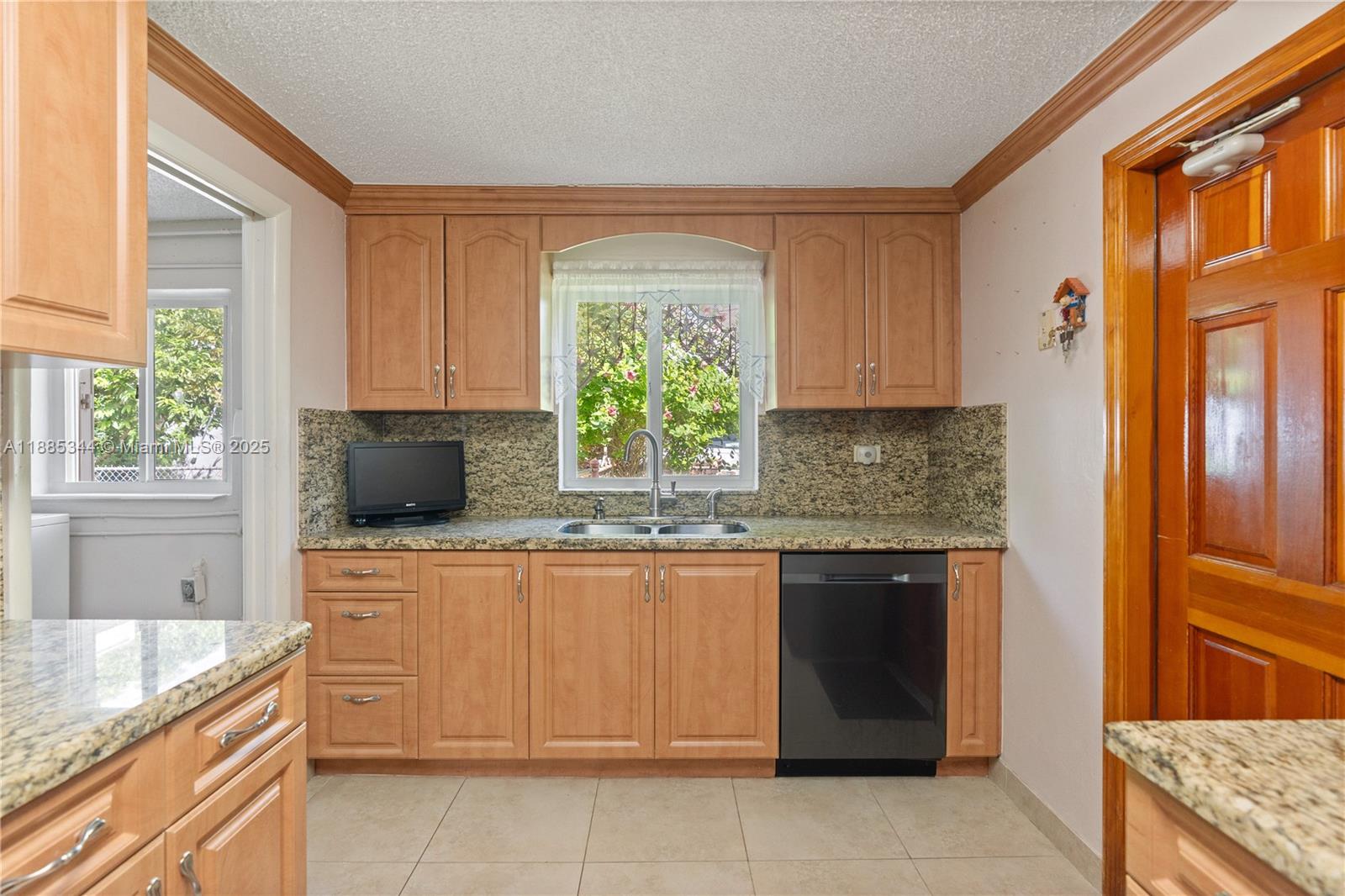 MACSON HEIGHTS - Residential