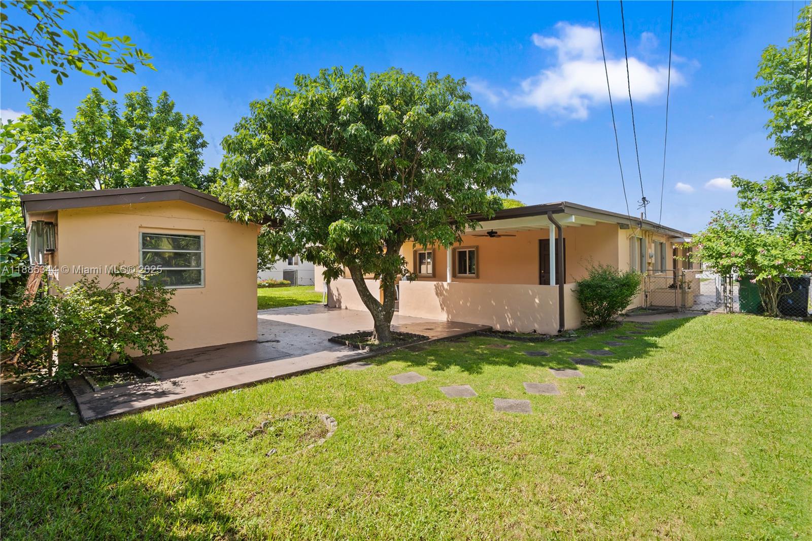 MACSON HEIGHTS - Residential