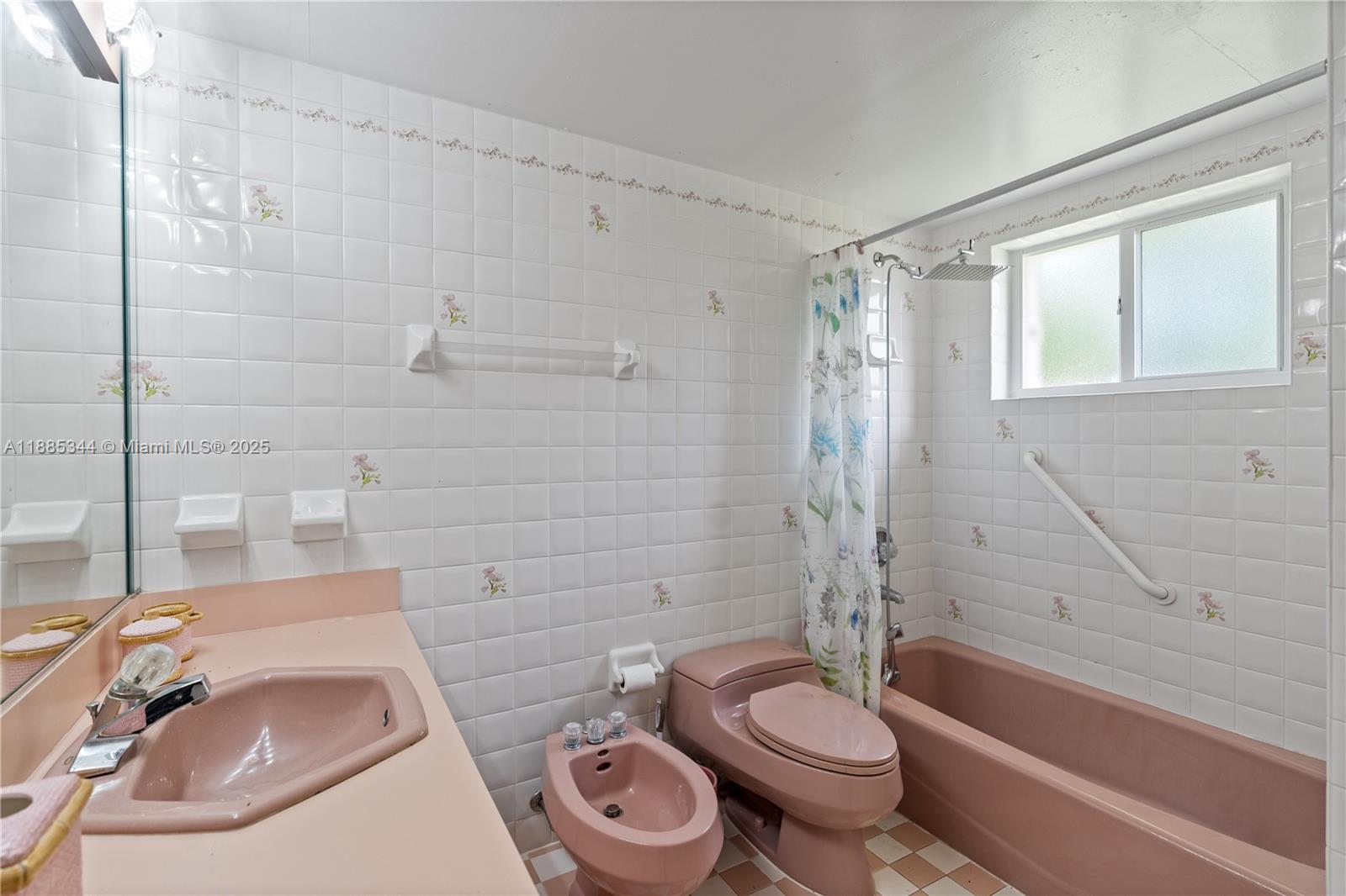 MACSON HEIGHTS - Residential