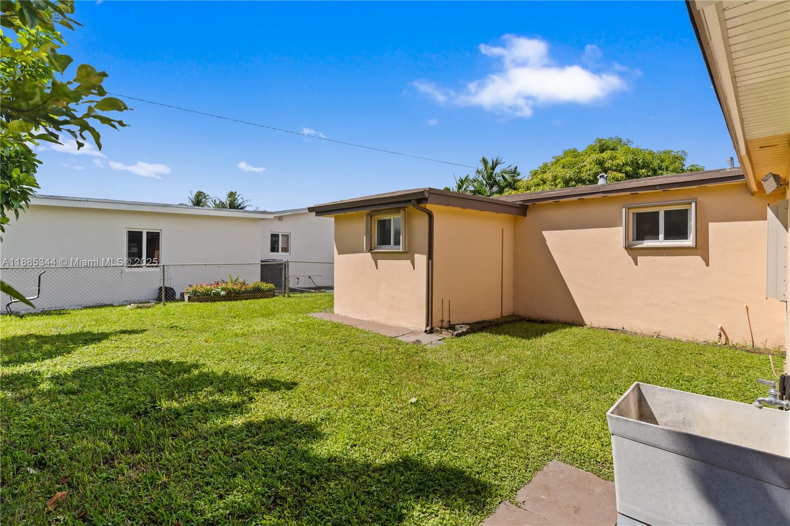 MACSON HEIGHTS - Residential