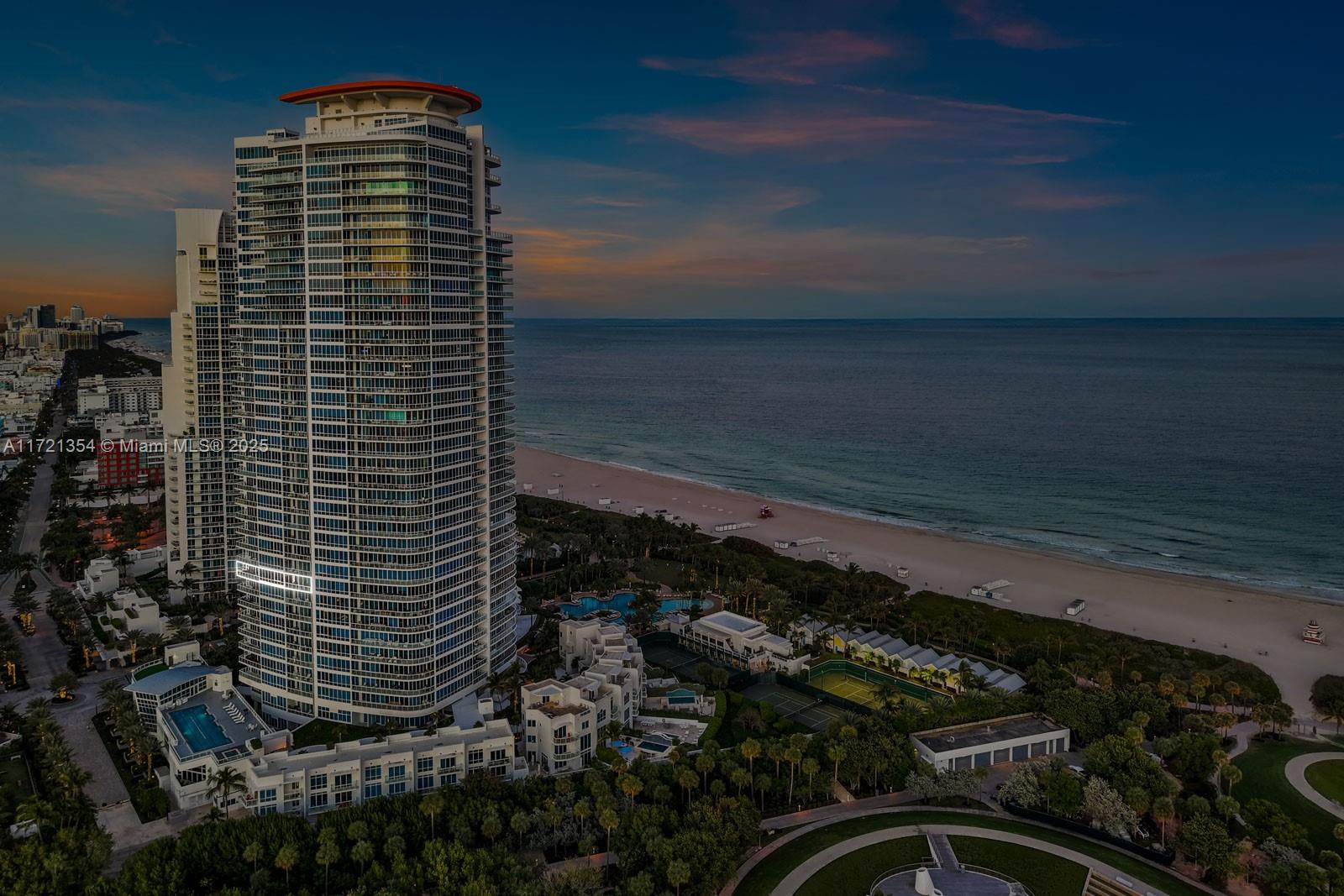 CONTINUUM ON SOUTH BEACH - Residential