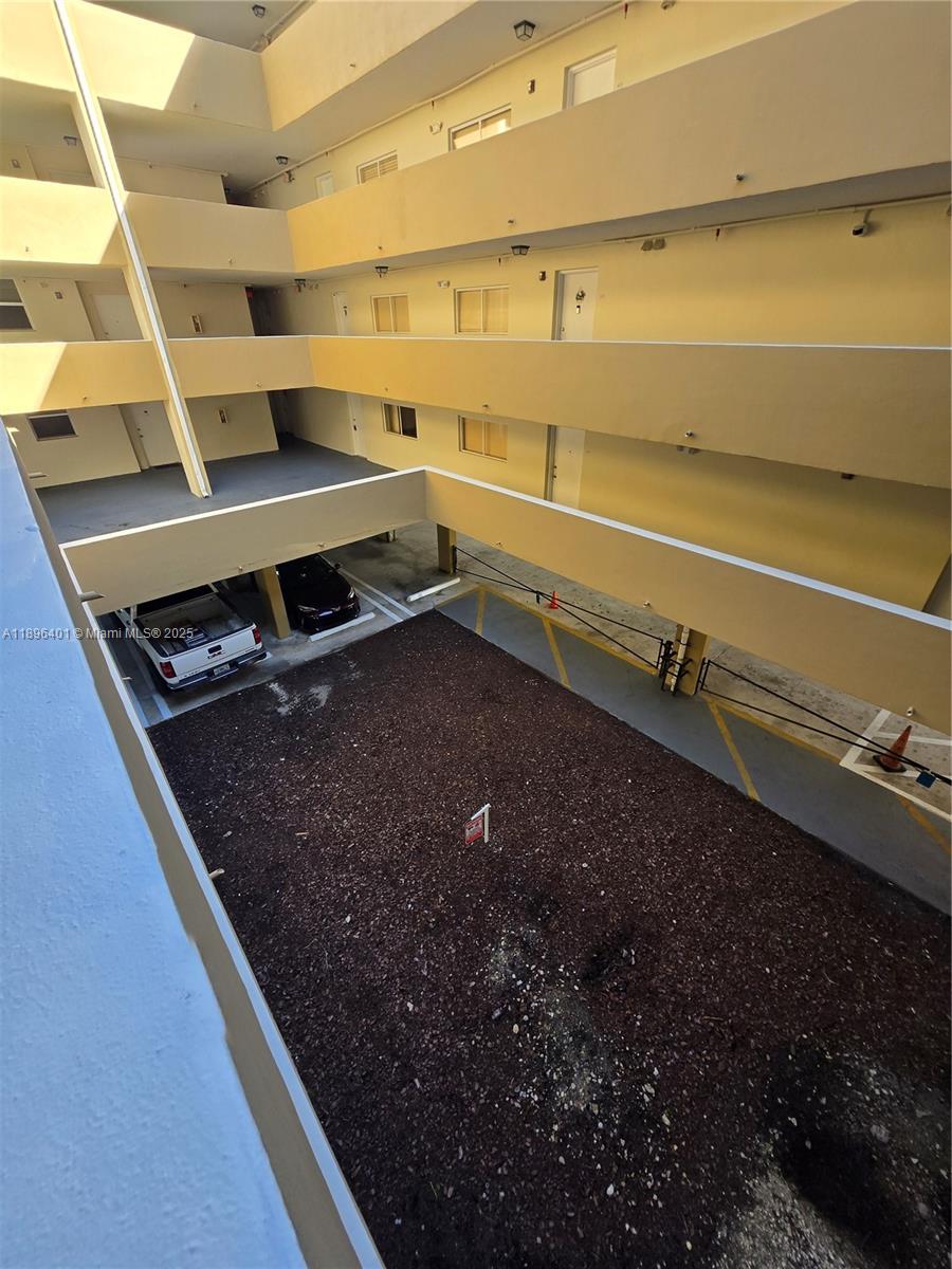 GROVELAND CONDO - Residential Lease