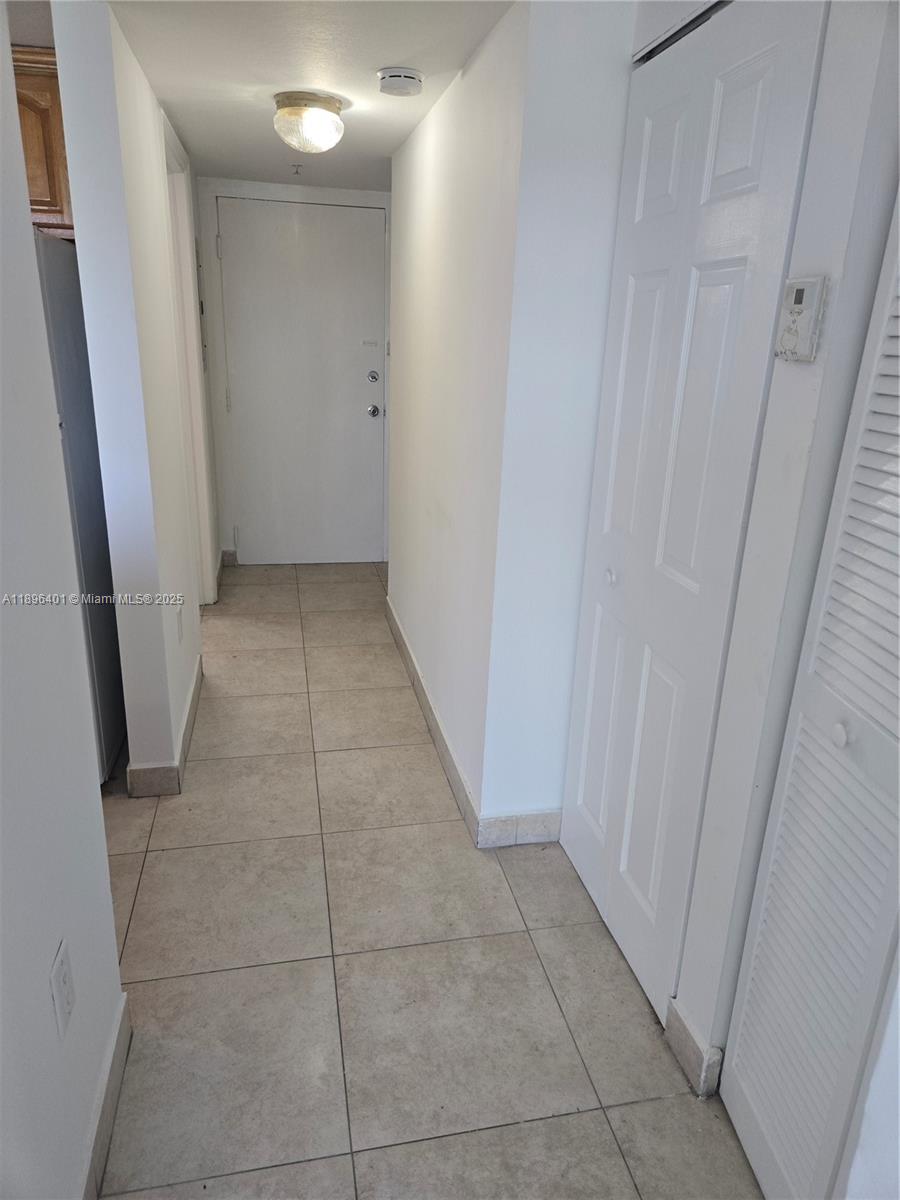 GROVELAND CONDO - Residential Lease
